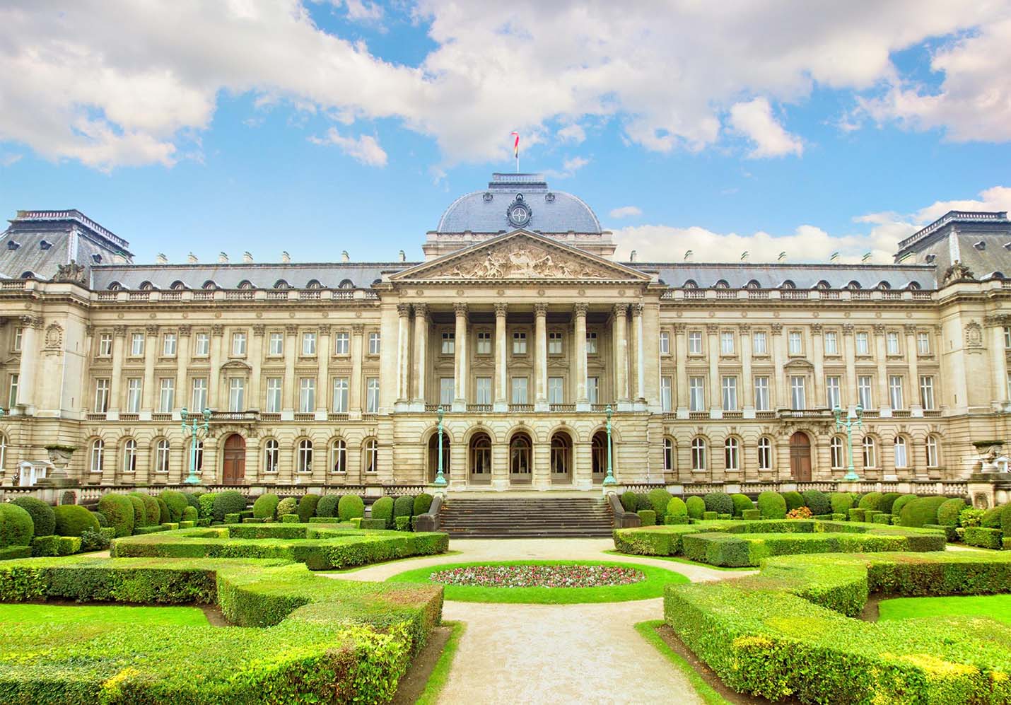 Travel Tips for Visiting Brussels, Belgium: Airports Near The Royal Palace of Brussels