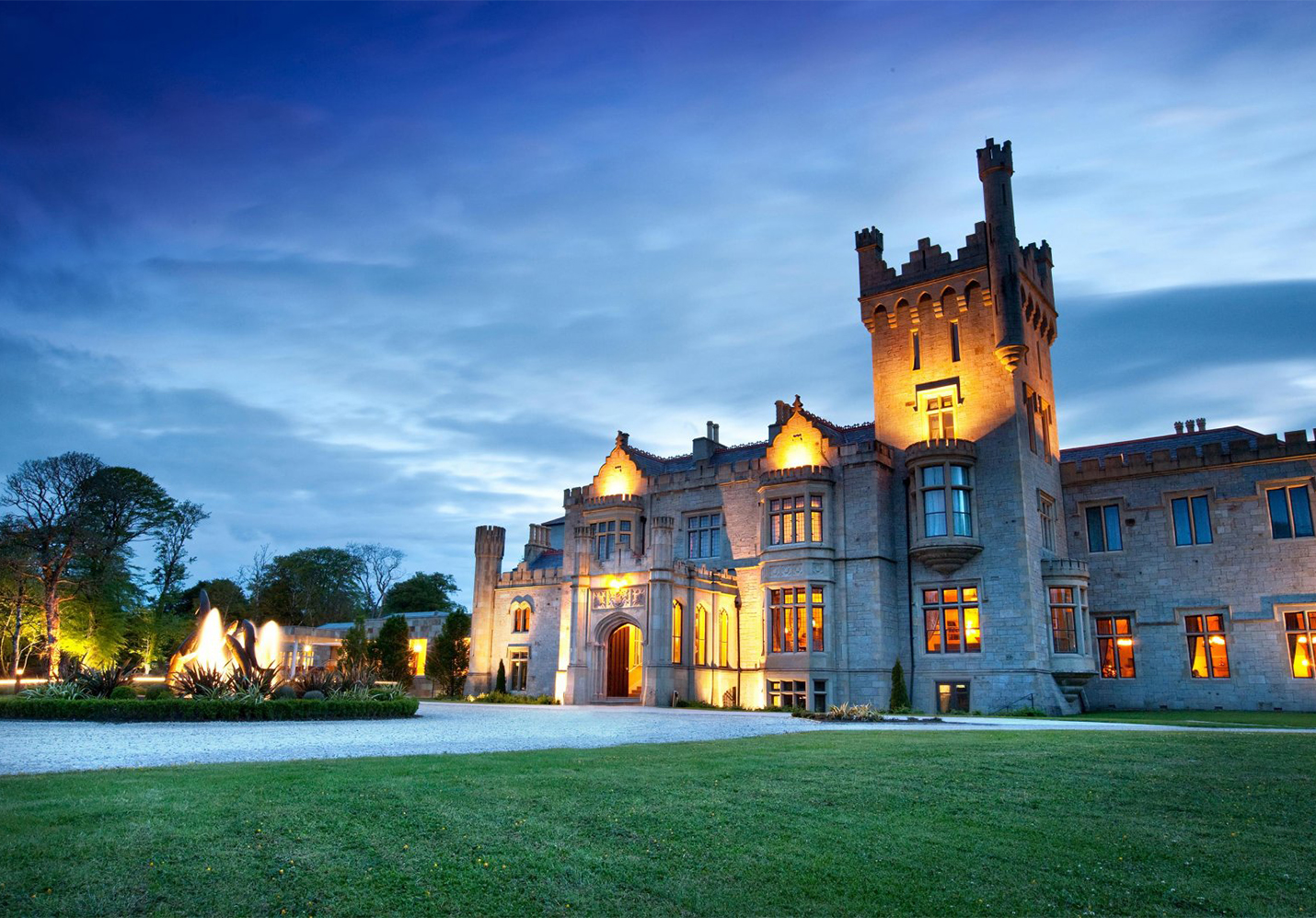 Luxurious Retreats: The Best Luxury Hotels in Ireland