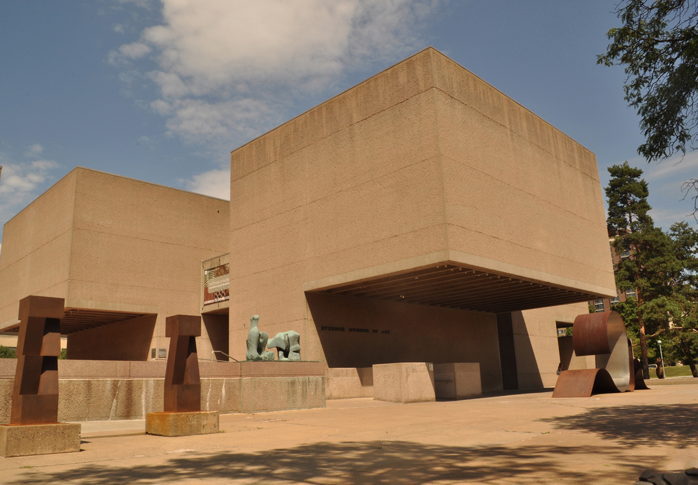 Top Must-See Museums in Syracuse for Art and History Lovers